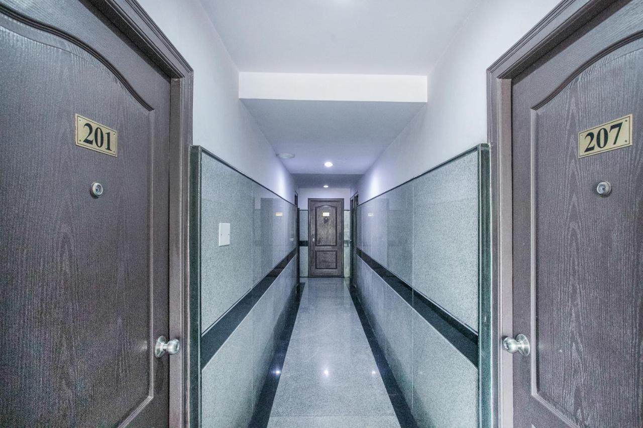 ホテルMg Road One バンガロール エクステリア 写真